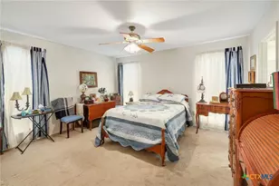 150 Oak Creek Cir, Luling, TX 78648 - Photo 18