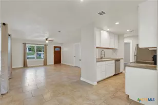 1105 Earle St, San Marcos, TX 78666 - Photo 6