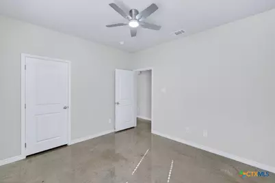 412 W Avenue C, Copperas Cove, TX 76522 - Photo 30