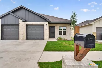 412 W Avenue C, Copperas Cove, TX 76522 - Photo 2