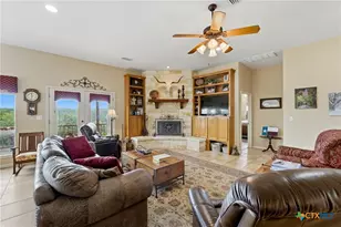 2522 Summit Dr, New Braunfels, TX 78132 - Photo 14