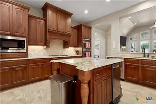 2330 Haven Bluff Ct, New Braunfels, TX 78132 - Photo 16