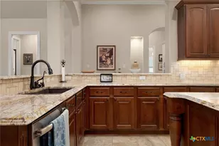 2330 Haven Bluff Ct, New Braunfels, TX 78132 - Photo 14