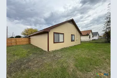 2251 Hilltop Loop, Killeen, TX 76549 - Photo 30