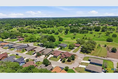 225 Greenway Drive, Seguin, TX 78155 - Photo 36