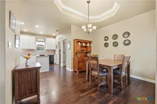 225 Greenway Dr, Seguin, TX 78155 - Photo 10