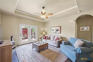 225 Greenway Dr, Seguin, TX 78155 - Photo 8