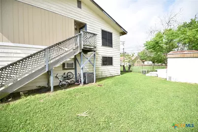 1705 Holloman Drive #6, Port Lavaca, TX 77979 - Photo 8