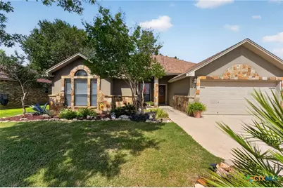 317 Yorktown, Pleasanton, TX 78064 - Photo 2