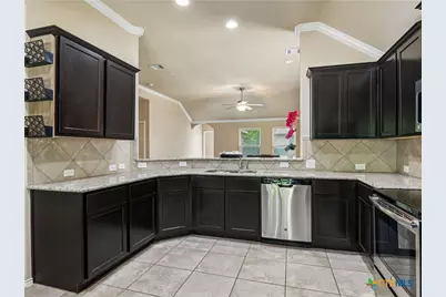 1820 Strawcove, New Braunfels, TX 78130 - Photo 10