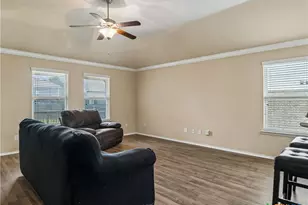 1820 Strawcove, New Braunfels, TX 78130 - Photo 14