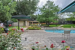 1788 Oakmont Cir, New Braunfels, TX 78132 - Photo 44