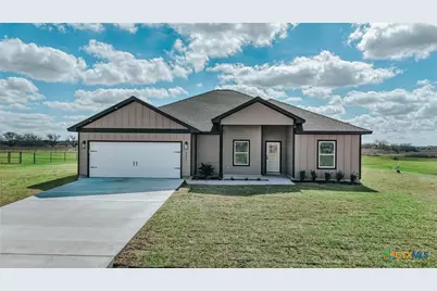 321 Whitetail Lane, Victoria, TX 77905 - Photo 2