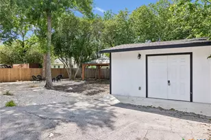 776 Butcher St, New Braunfels, TX 78130 - Photo 40
