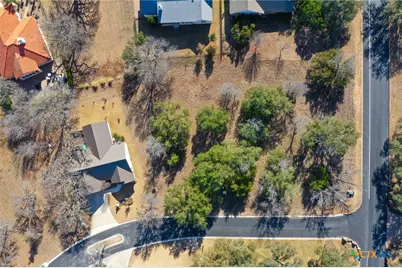105 Amethyst, Horseshoe Bay, TX 78657 - Photo 6