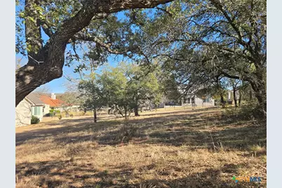 105 Amethyst, Horseshoe Bay, TX 78657 - Photo 4