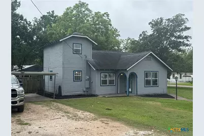 105 W Brackenridge Street, Edna, TX 77957 - Photo 2