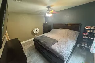 105 W Brackenridge St, Edna, TX 77957 - Photo 14