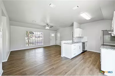 1406 E Downs Avenue, Temple, TX 76501 - Photo 14