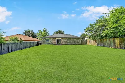 1406 E Downs Avenue, Temple, TX 76501 - Photo 26