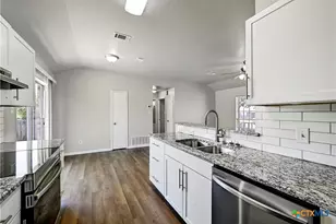 1406 E Downs Ave, Temple, TX 76501 - Photo 12