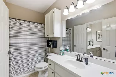 206 Windy Way Drive, Victoria, TX 77904 - Photo 28