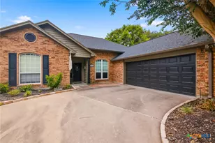 206 Windy Way Dr, Victoria, TX 77904 - Photo 2