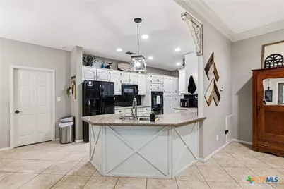 206 Windy Way Drive, Victoria, TX 77904 - Photo 12