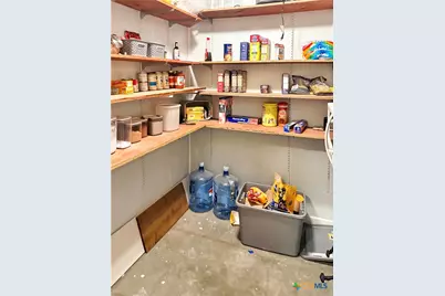 821 S Mill Street, Flatonia, TX 78941 - Photo 12