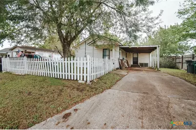 113 Barbara Street, Victoria, TX 77901 - Photo 2