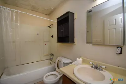 3304 Lone Tree Road, Victoria, TX 77901 - Photo 14