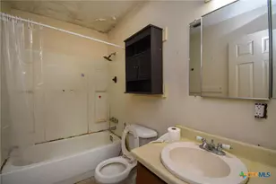 3304 Lone Tree Rd, Victoria, TX 77901 - Photo 14