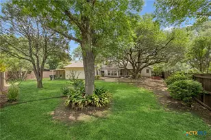 1784 Oak Forest Dr, New Braunfels, TX 78132 - Photo 4