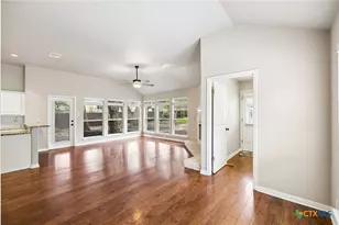 1784 Oak Forest Dr, New Braunfels, TX 78132 - Photo 18
