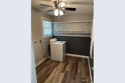 450 Wallace Street, Seguin, TX 78155 - Photo 16