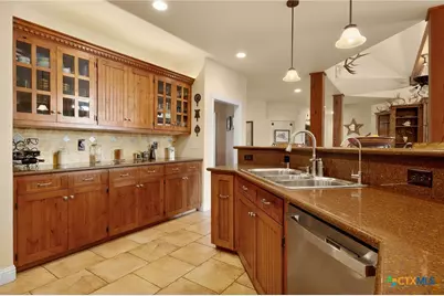 246 Stonebrook Ridge, New Braunfels, TX 78132 - Photo 10