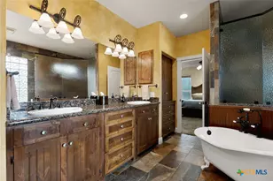 246 Stonebrook Ridge, New Braunfels, TX 78132 - Photo 18