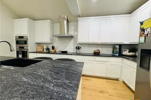 1234 Bluff Creek Cir, New Braunfels, TX 78130 - Photo 6