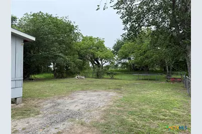 906 E Goodwin Ave. Avenue, Victoria, TX 77901 - Photo 4