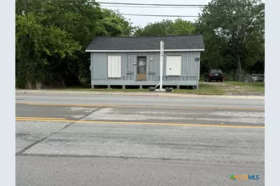 906 E Goodwin Ave. Avenue, Victoria, TX 77901 - Photo 1