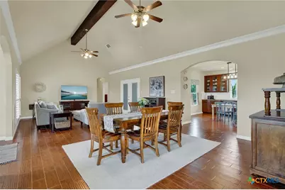 2048 E Martindale Road, Seguin, TX 78155 - Photo 6