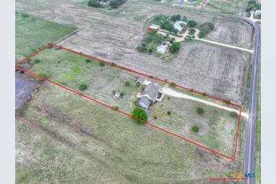 2048 E Martindale Road, Seguin, TX 78155 - Photo 4