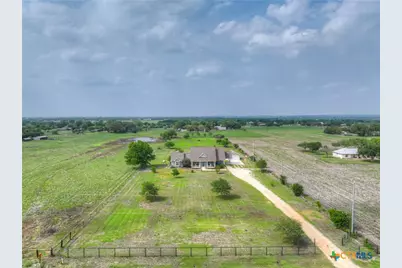 2048 E Martindale Road, Seguin, TX 78155 - Photo 38