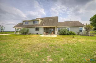 2048 E Martindale Rd, Seguin, TX 78155 - Photo 38
