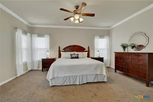 2048 E Martindale Rd, Seguin, TX 78155 - Photo 16