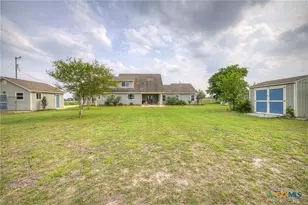 2048 E Martindale Rd, Seguin, TX 78155 - Photo 36