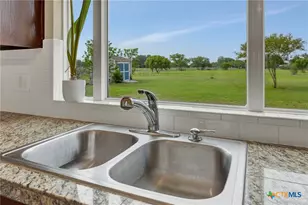2048 E Martindale Rd, Seguin, TX 78155 - Photo 14
