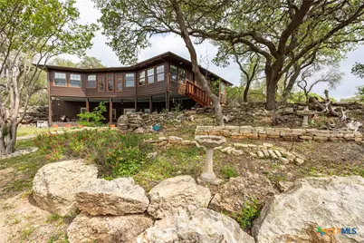 1645 Agarita Drive, Fischer, TX 78623 - Photo 14