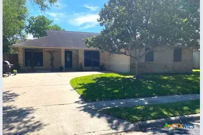 213 Paisano Drive, Victoria, TX 77904 - Photo 2