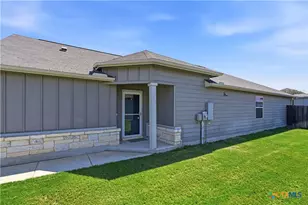 522 Sand Trail St, New Braunfels, TX 78130 - Photo 2